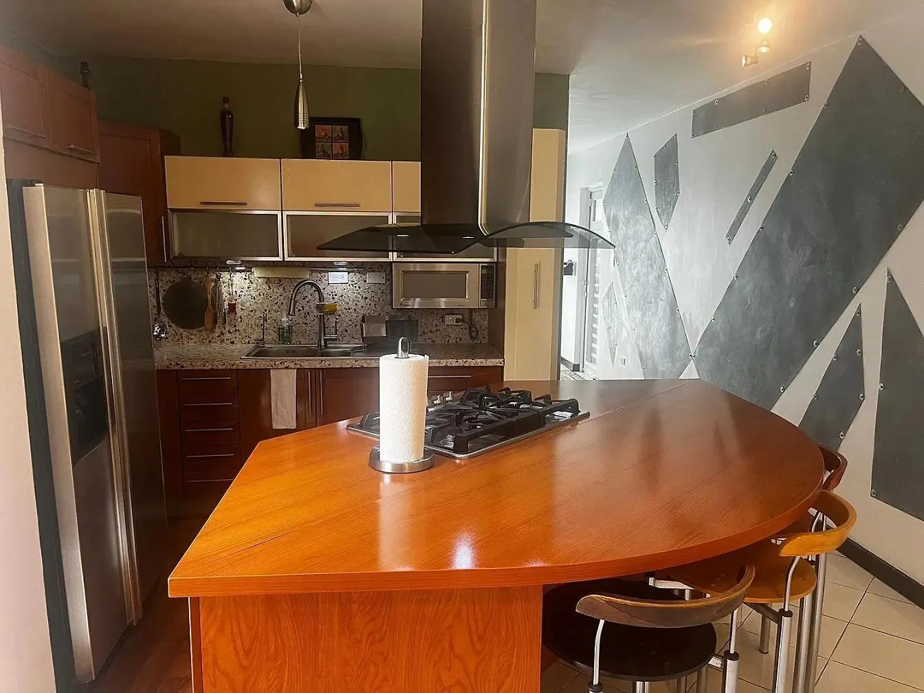The Westside Plaza Apartman San Juan